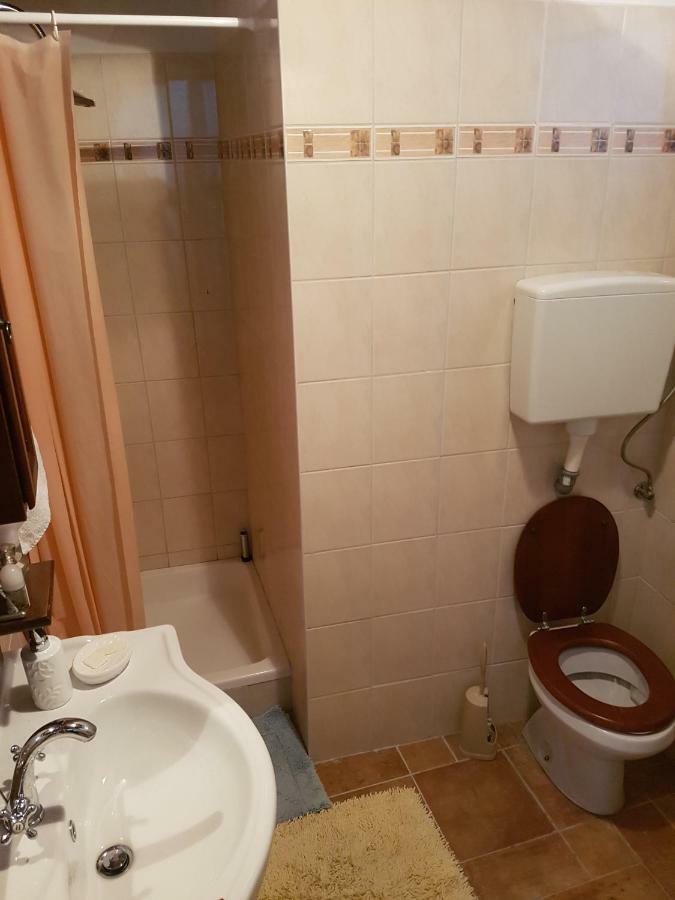 Holiday Home Pri Portolanih 科佩尔 外观 照片